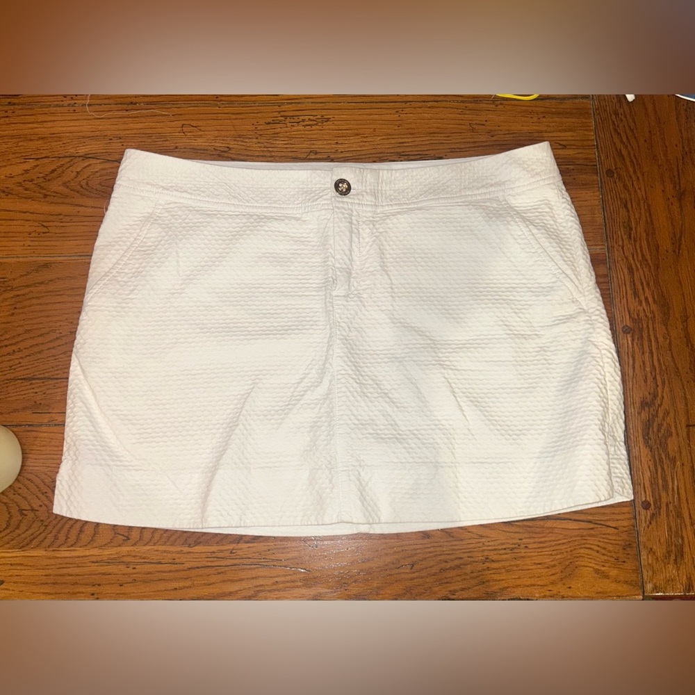 White Textured Lilly Pulitzer Women’s Skirt Skort with Gold Accents